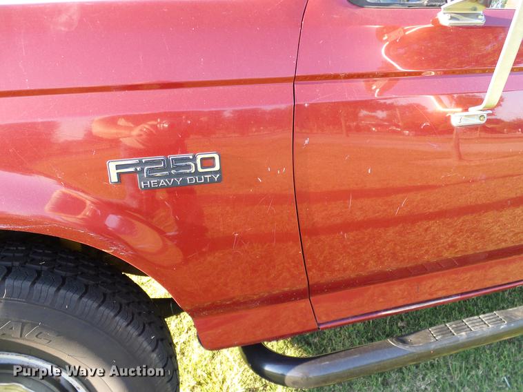 image for item DA6936 1997 Ford F250 SuperCab pickup truck