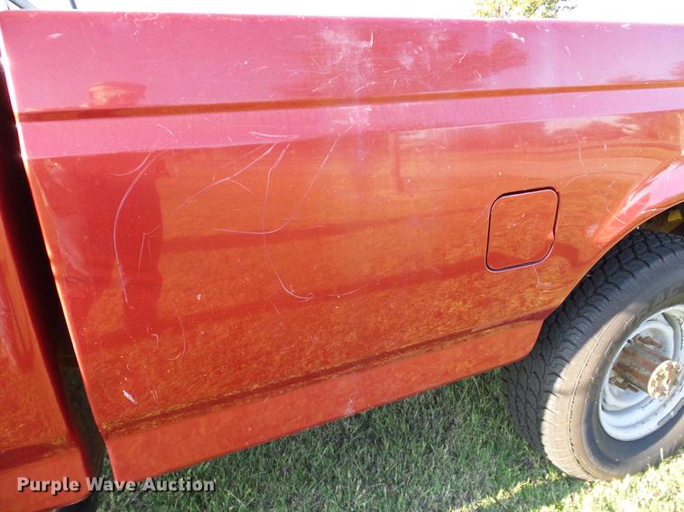 image for item DA6936 1997 Ford F250 SuperCab pickup truck
