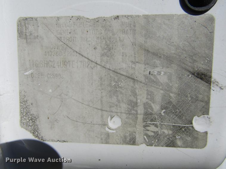 image for item DA6957 2007 Chevrolet Silverado Classic 2500HD utility bed pickup truck