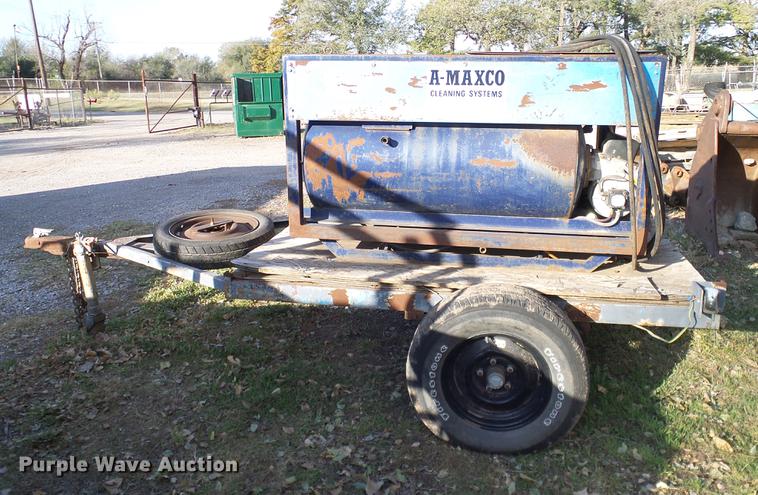 image for item DA6979 Steam Cleaner Voyager III steam cleaner