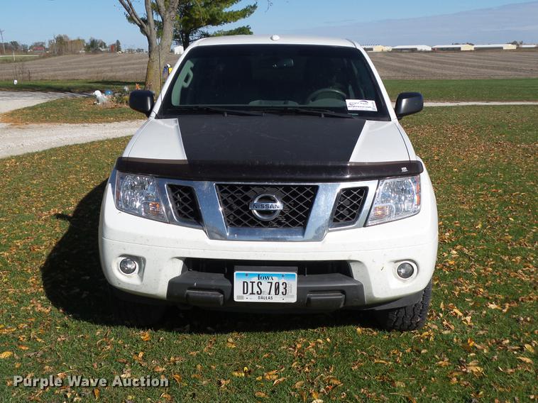 image for item DA7008 2013 Nissan Frontier SV Crew Cab pickup truck