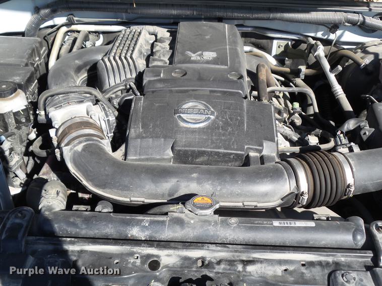 image for item DA7008 2013 Nissan Frontier SV Crew Cab pickup truck