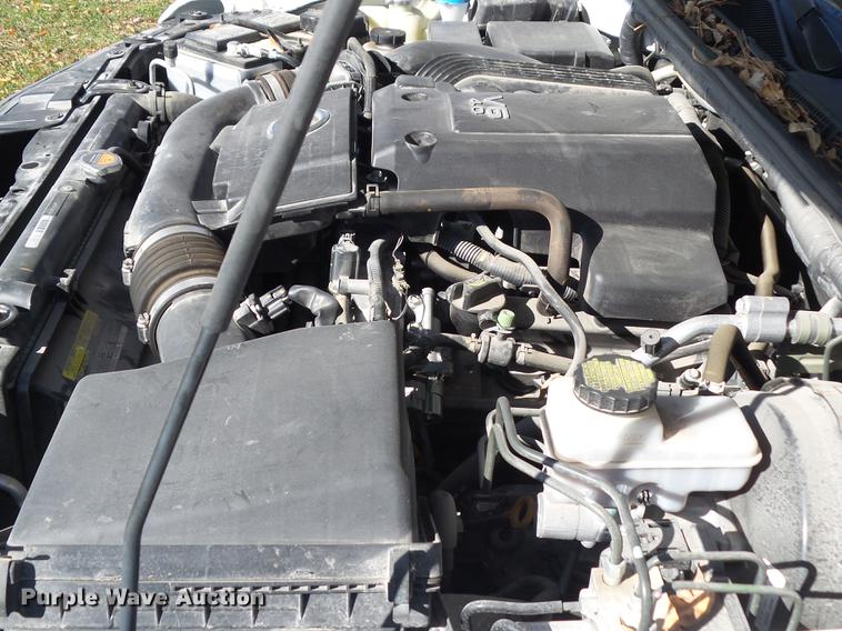 image for item DA7008 2013 Nissan Frontier SV Crew Cab pickup truck