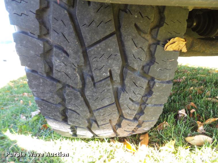 image for item DA7008 2013 Nissan Frontier SV Crew Cab pickup truck