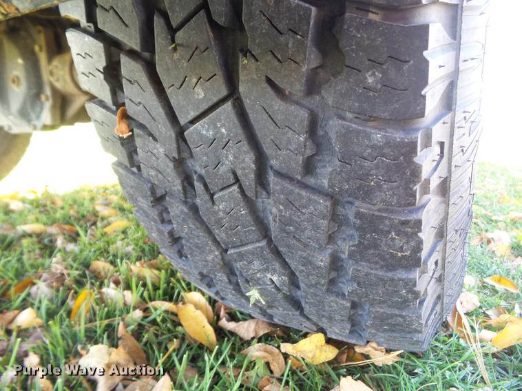 image for item DA7008 2013 Nissan Frontier SV Crew Cab pickup truck