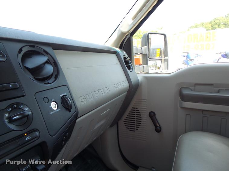 image for item DB1357 2008 Ford F250 Super Duty pickup truck