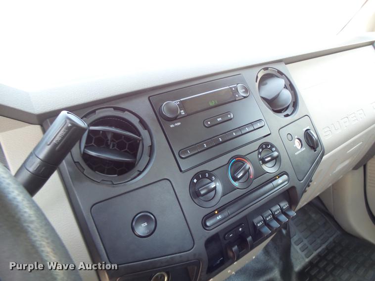 image for item DB1357 2008 Ford F250 Super Duty pickup truck
