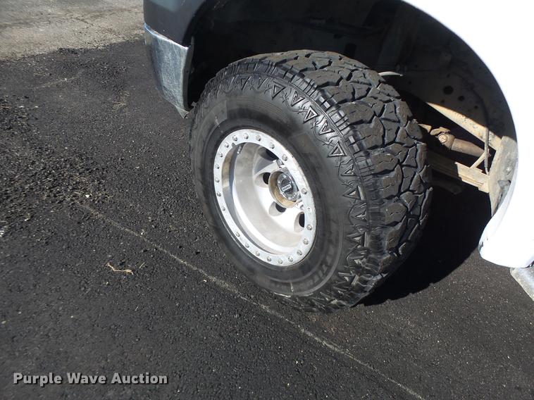 image for item DB1488 2001 Ford F350 Crew Cab pickup truck