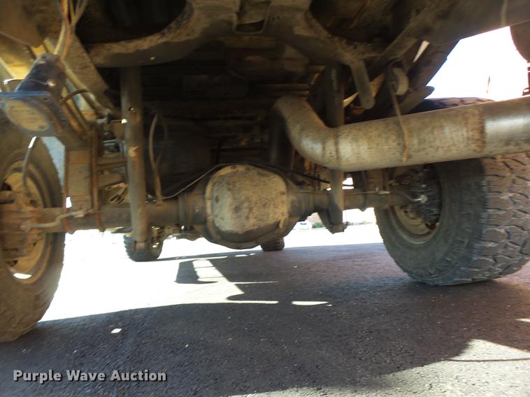 image for item DB1488 2001 Ford F350 Crew Cab pickup truck