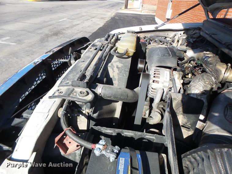 image for item DB1488 2001 Ford F350 Crew Cab pickup truck