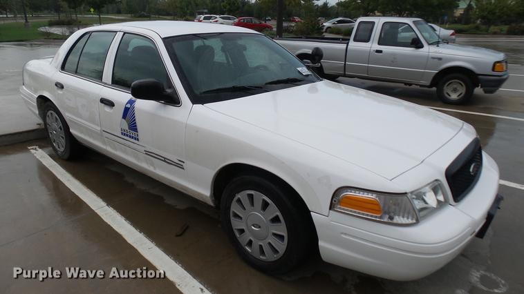 image for item DB3458 2010 Ford Crown Victoria Police Interceptor