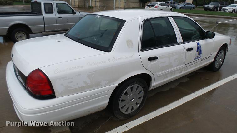 image for item DB3458 2010 Ford Crown Victoria Police Interceptor