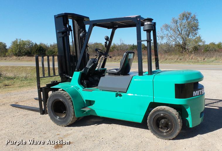 image for item DB4215 2001 Mitsubishi FD50C forklift