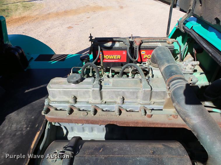 image for item DB4215 2001 Mitsubishi FD50C forklift