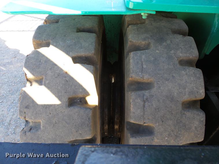 image for item DB4215 2001 Mitsubishi FD50C forklift