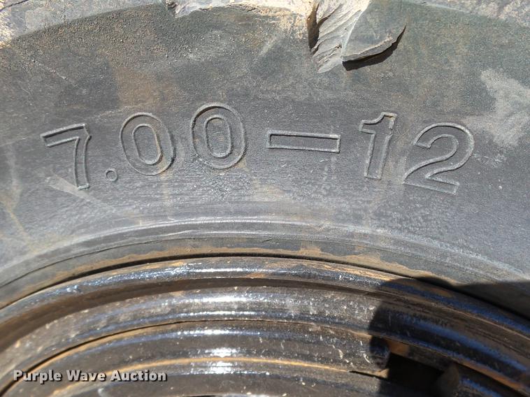 image for item DB4215 2001 Mitsubishi FD50C forklift