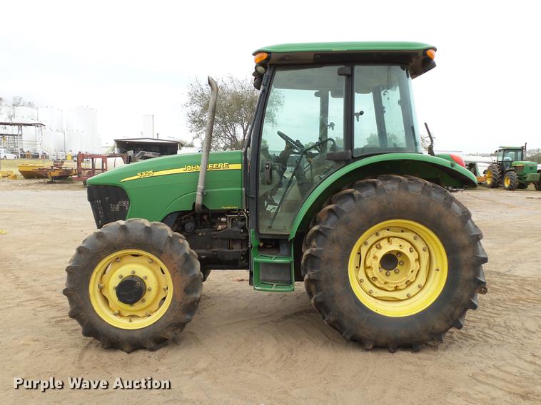 image for item DB4222 2005 John Deere 5325 MFWD tractor