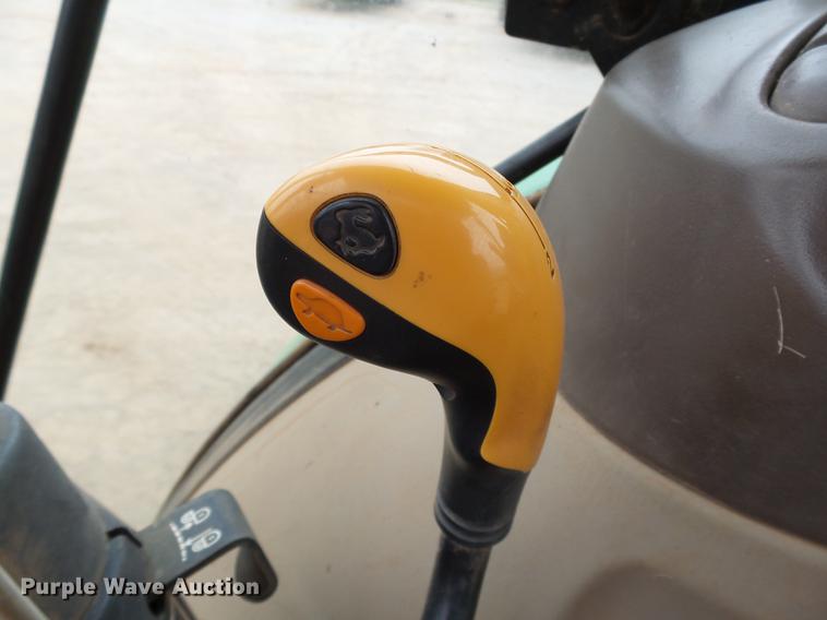 image for item DB4222 2005 John Deere 5325 MFWD tractor