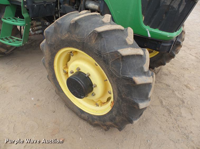 image for item DB4222 2005 John Deere 5325 MFWD tractor