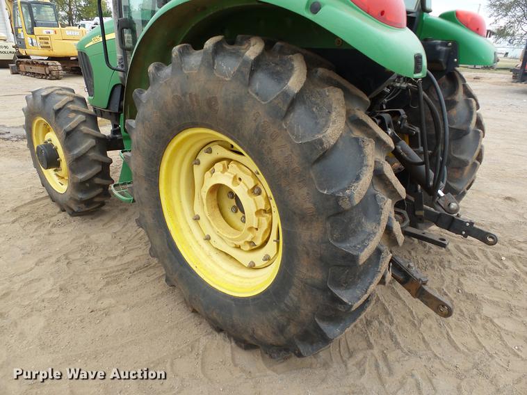 image for item DB4222 2005 John Deere 5325 MFWD tractor