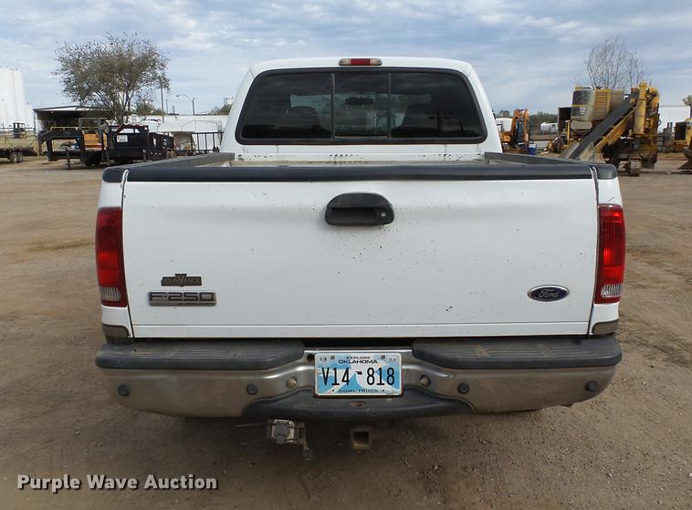 image for item DB4227 2004 Ford F250 Super Duty Lariat Crew Cab pickup truck