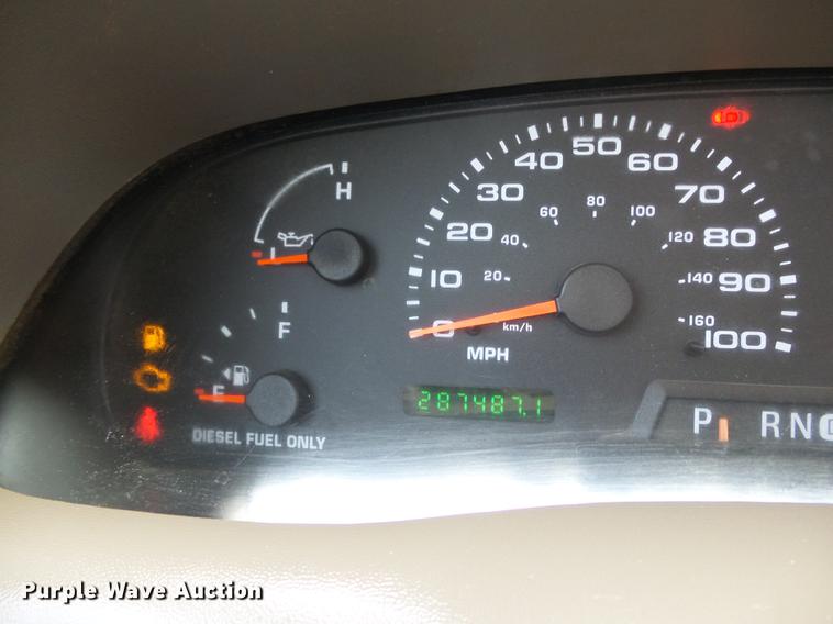 image for item DB4227 2004 Ford F250 Super Duty Lariat Crew Cab pickup truck