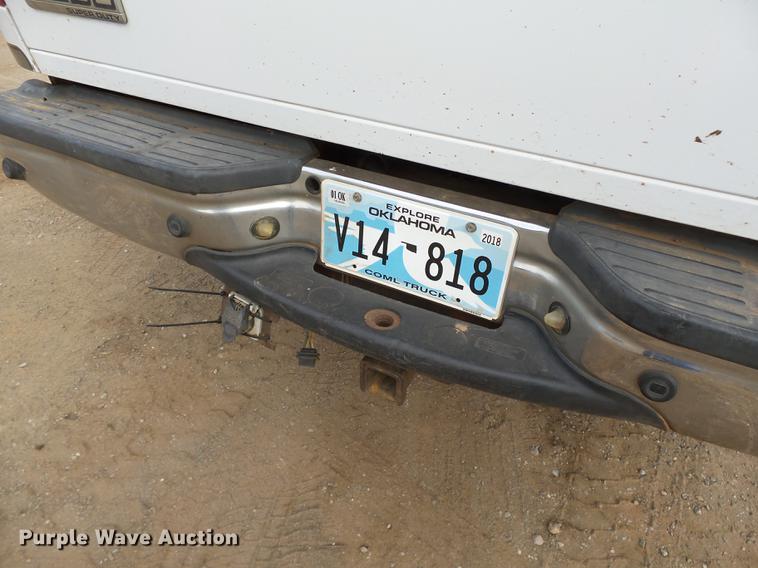 image for item DB4227 2004 Ford F250 Super Duty Lariat Crew Cab pickup truck