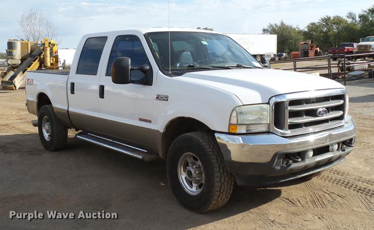 image for item DB4228 2004 Ford F250 Super Duty Lariat Crew Cab pickup truck