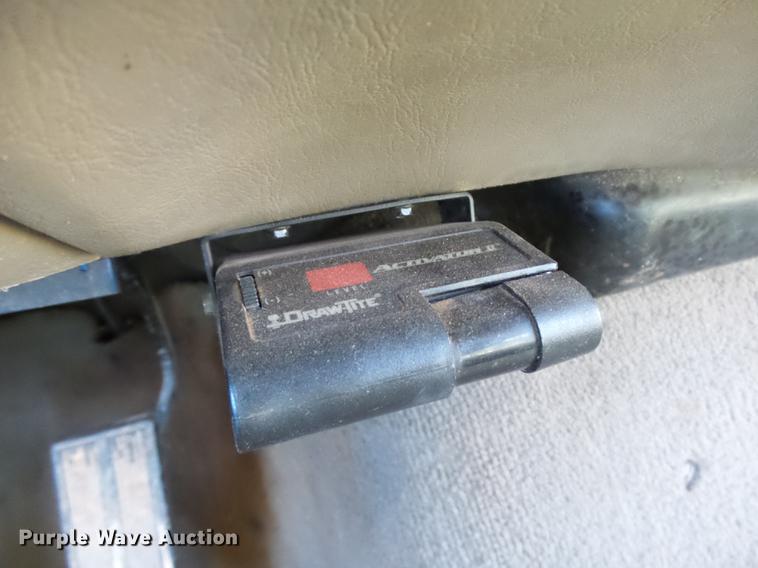 image for item DB4228 2004 Ford F250 Super Duty Lariat Crew Cab pickup truck