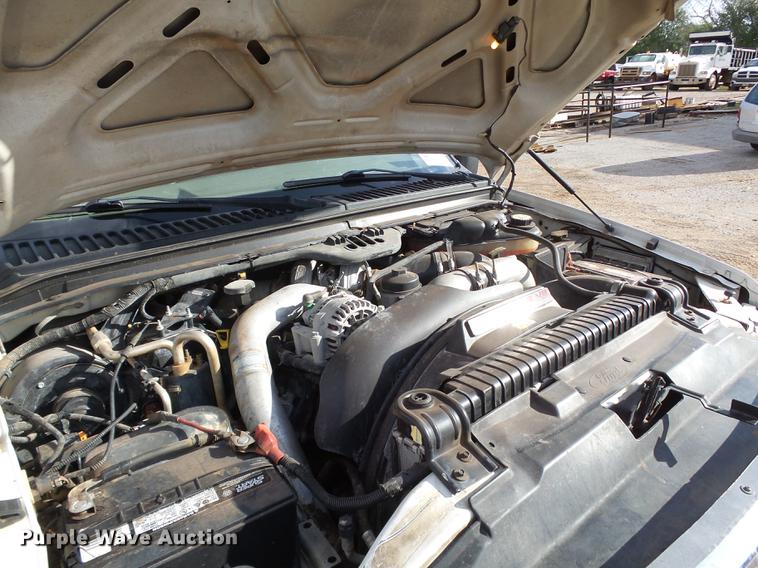 image for item DB4228 2004 Ford F250 Super Duty Lariat Crew Cab pickup truck