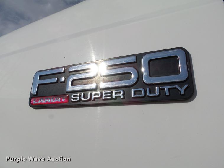image for item DB4228 2004 Ford F250 Super Duty Lariat Crew Cab pickup truck