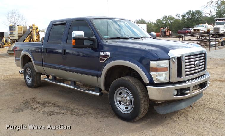 image for item DB4229 2008 Ford F250 Super Duty Lariat Crew Cab pickup truck