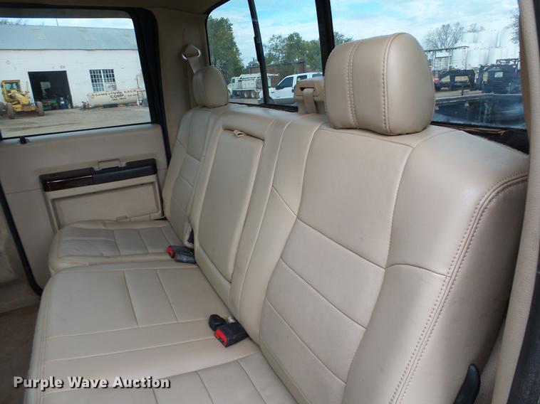 image for item DB4229 2008 Ford F250 Super Duty Lariat Crew Cab pickup truck