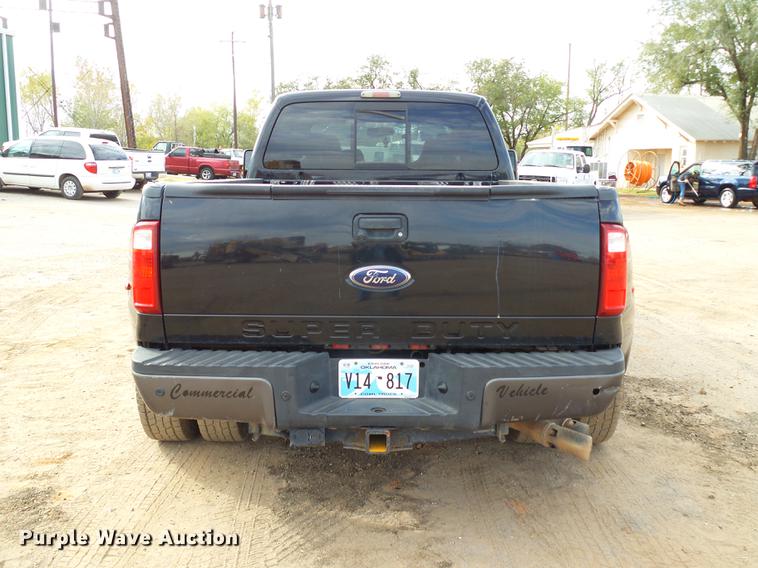 image for item DB4230 2008 Ford F350 Super Duty Crew Cab pickup truck