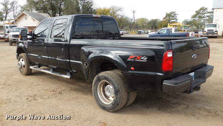 image for item DB4230 2008 Ford F350 Super Duty Crew Cab pickup truck