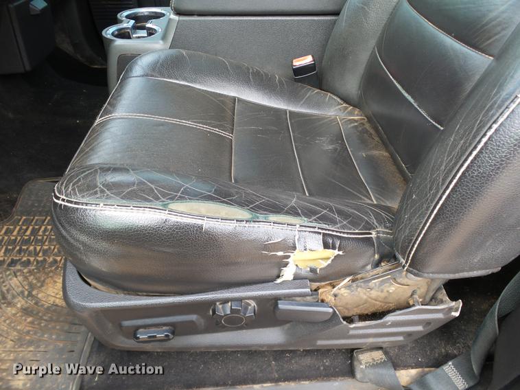 image for item DB4230 2008 Ford F350 Super Duty Crew Cab pickup truck