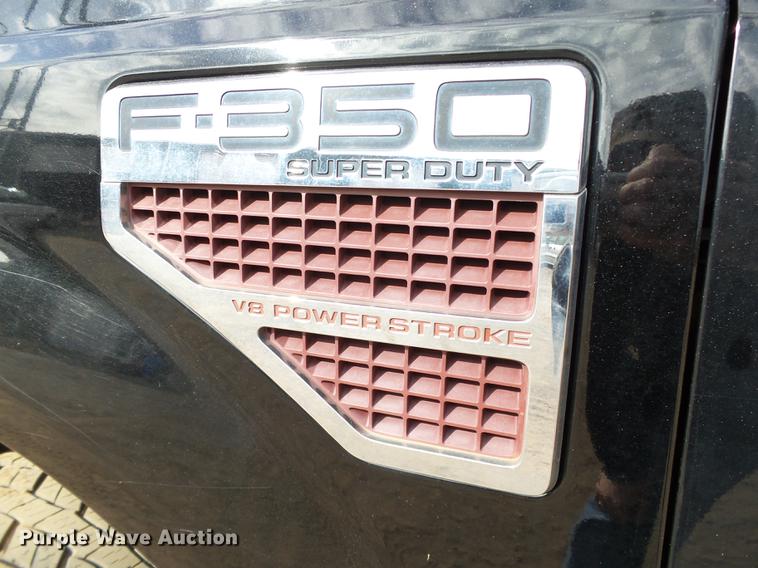 image for item DB4230 2008 Ford F350 Super Duty Crew Cab pickup truck