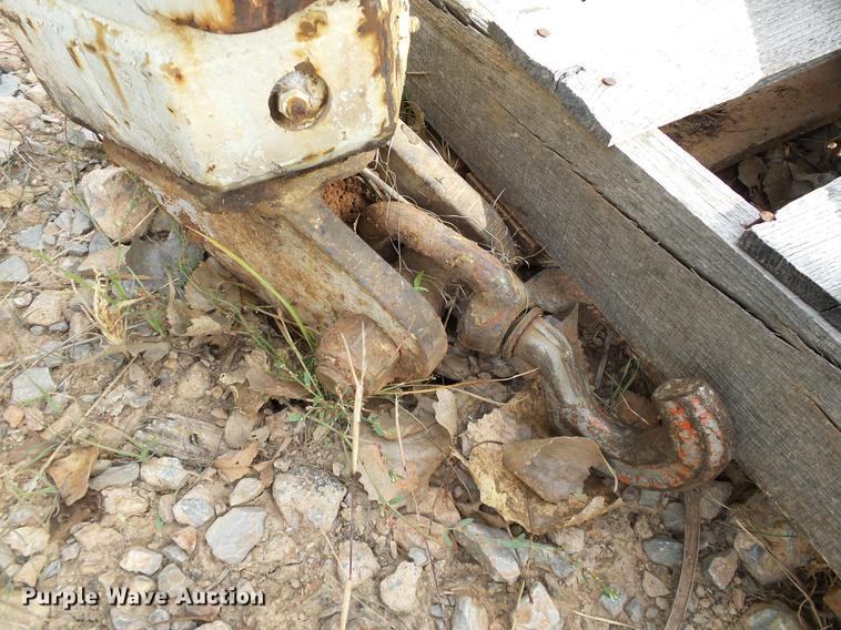 image for item DB4238 1998 Stellar 3200 crane