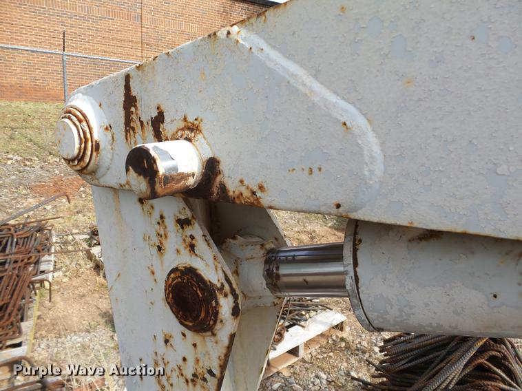 image for item DB4238 1998 Stellar 3200 crane