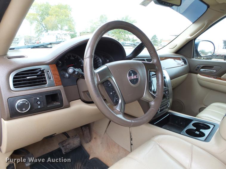 image for item DB4242 2007 GMC Yukon XL SLT SUV