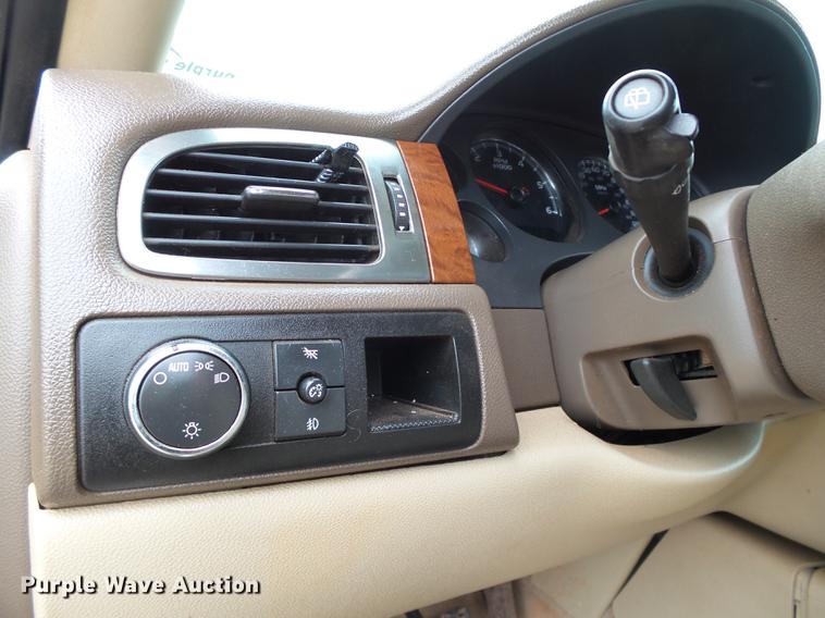 image for item DB4242 2007 GMC Yukon XL SLT SUV