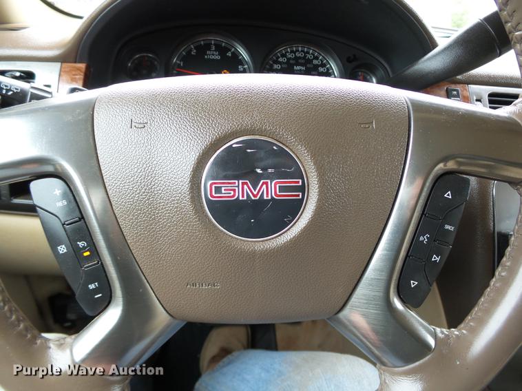 image for item DB4242 2007 GMC Yukon XL SLT SUV
