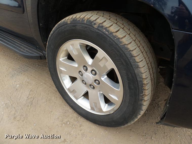 image for item DB4242 2007 GMC Yukon XL SLT SUV