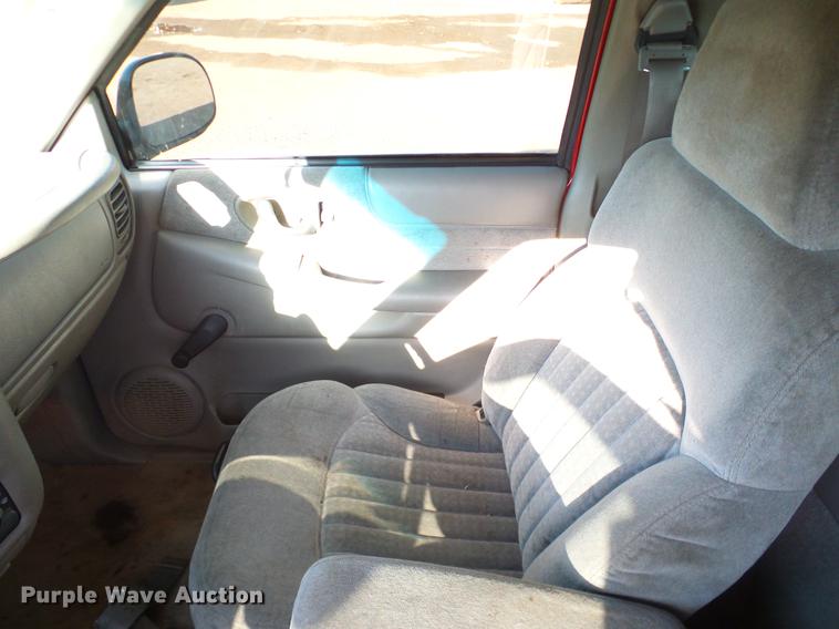 image for item DB5021 1998 Chevrolet S10 pickup truck