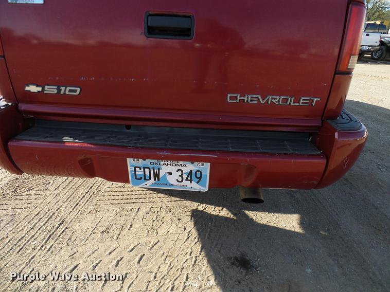 image for item DB5021 1998 Chevrolet S10 pickup truck