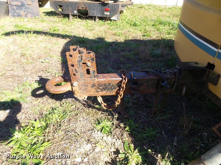 image for item DB6353 (2) Vermeer BC1000XL wood chippers