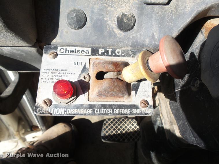 image for item DB6354 1990 Isuzu FTR flatbed truck with crane