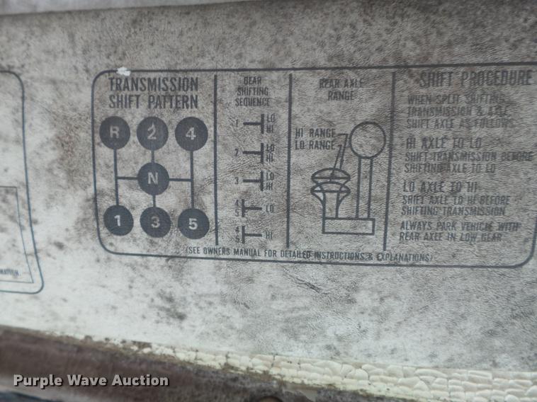 image for item DB6354 1990 Isuzu FTR flatbed truck with crane