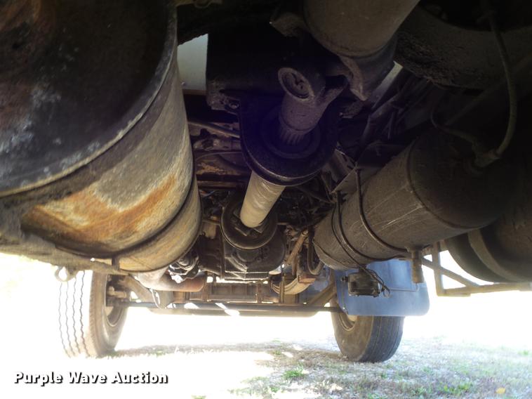 image for item DB6354 1990 Isuzu FTR flatbed truck with crane