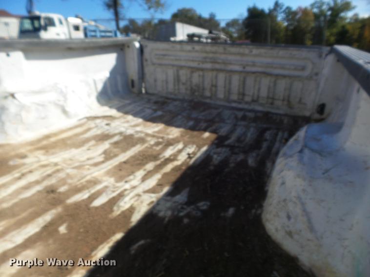 image for item DB6355 2001 Ford F250 Super Duty XL pickup truck